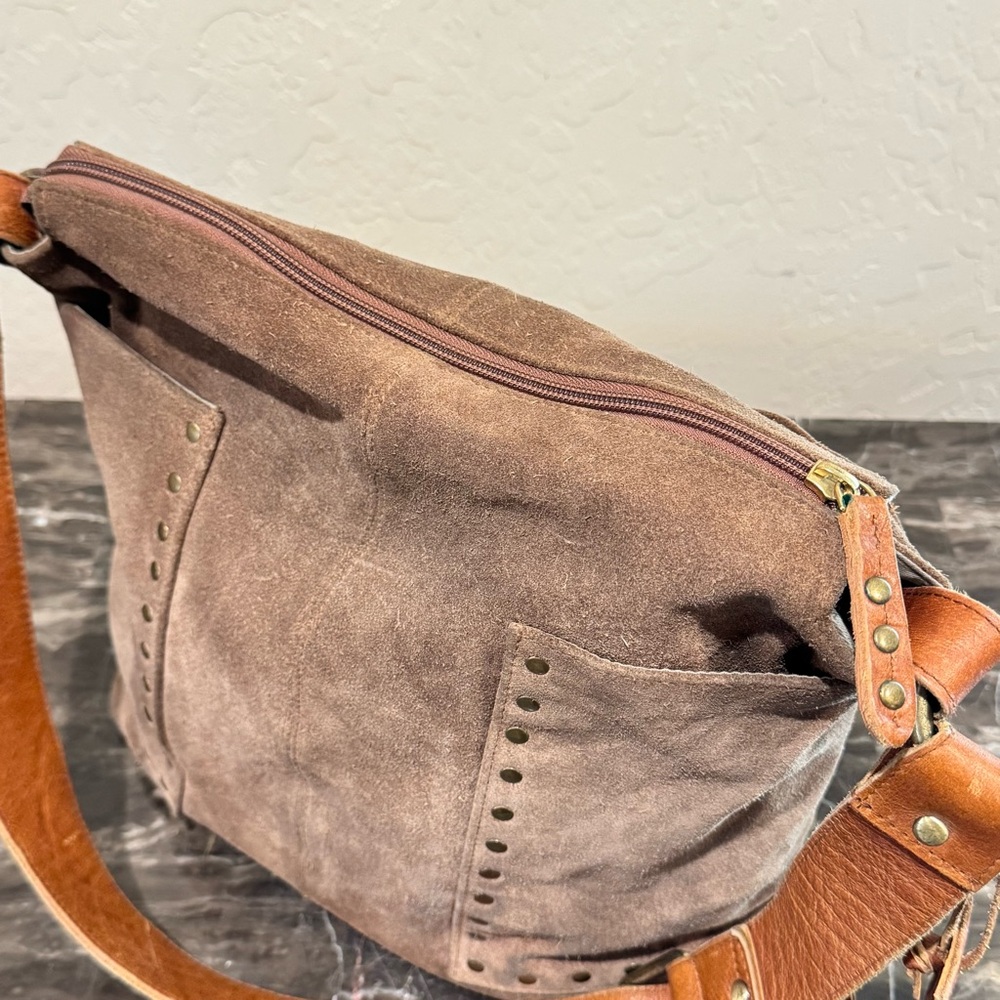 Anabaglish Studded Suede Boho Bag - Picture 8 of 12
